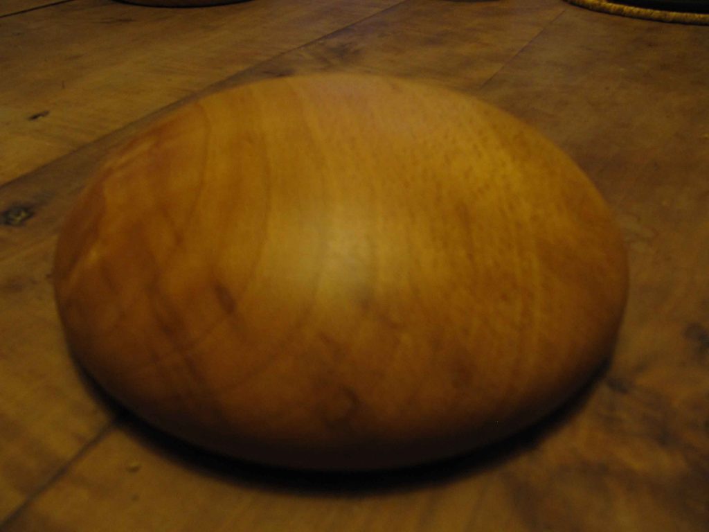 forme en bois à chapeau